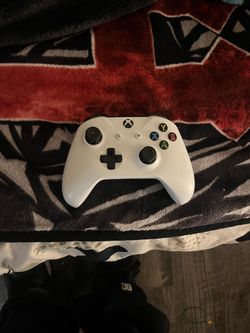 Xbox one white controller