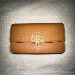 Tory Burch "Britten" Combo Crossbody / Clutch Wallet