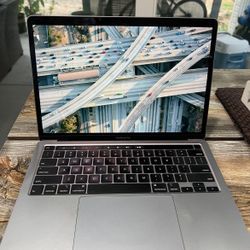 Macbook Pro 13”