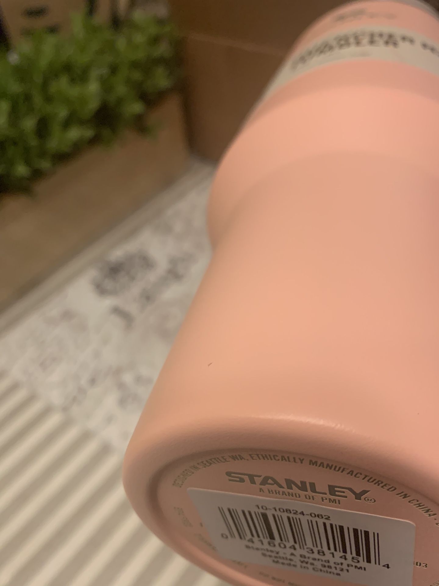 New Stanley Peach Tumbler 40oz for Sale in Las Vegas, NV - OfferUp