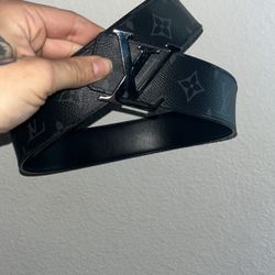 Louis Vuttion Men’s Belt