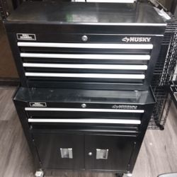 Toolbox Husky 26.5 W X 45 H / 6 Drawers 12" and 16" $175 obo