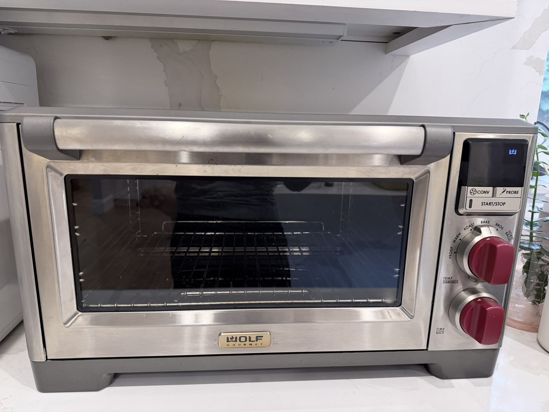 Wolf Convection Countertop Oven. Excellent Condition