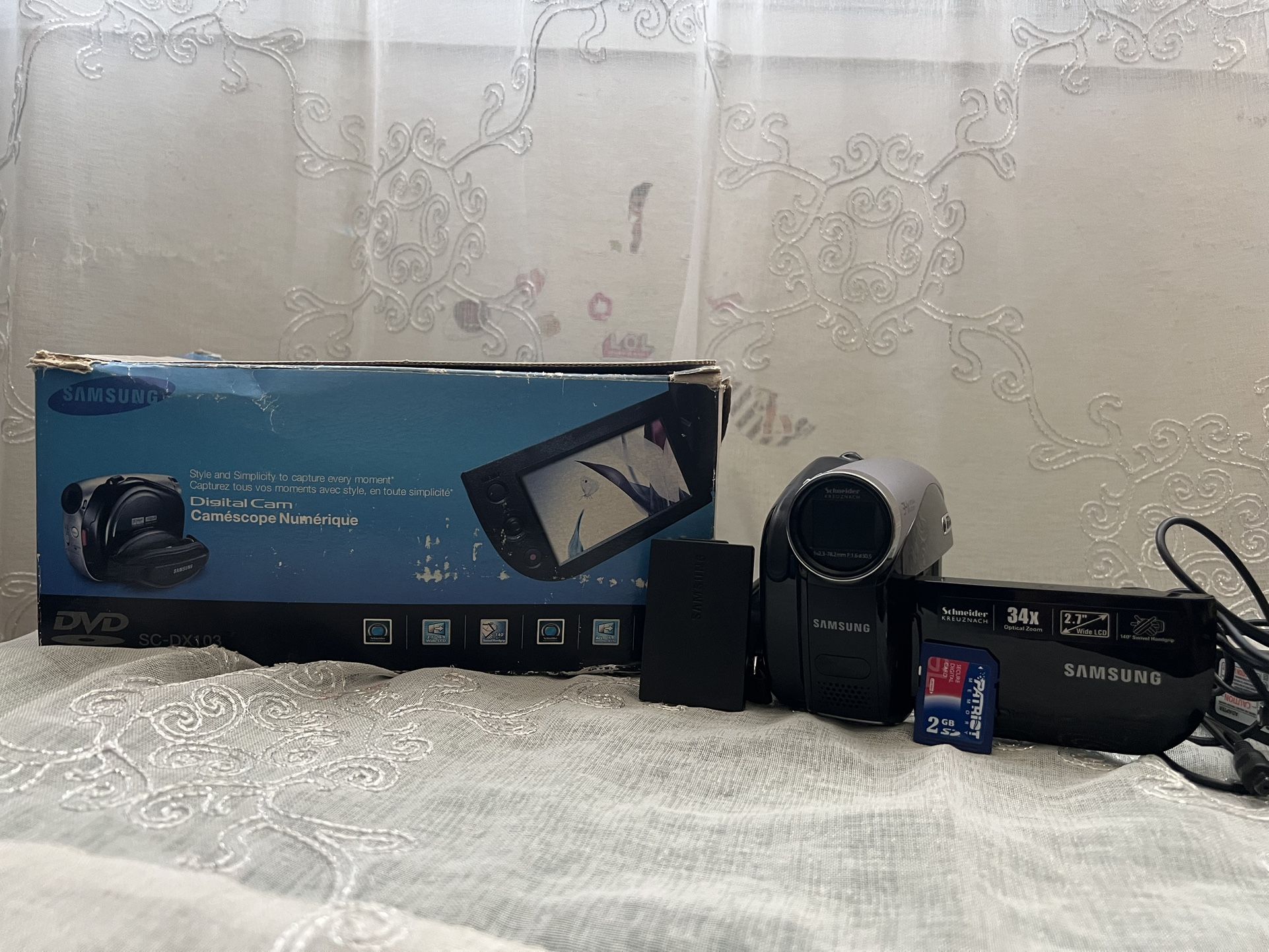 Samsung Digital Cam Digital Video Camcorder SC-DX103
