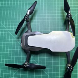 Dji Mavic Air Fly More Combo 4K (Drone Only) $200