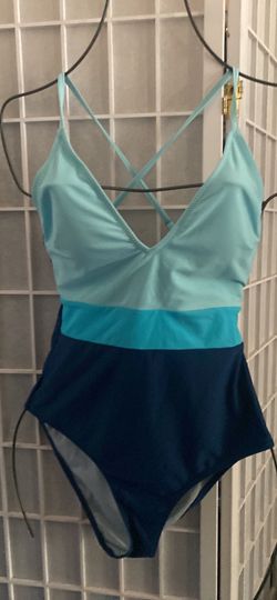 One piece swimsuit size M