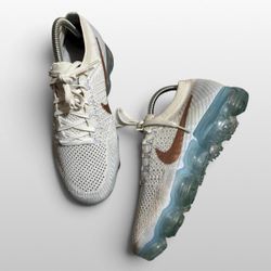 Nike Air VaporMax Flyknit Explorer Light