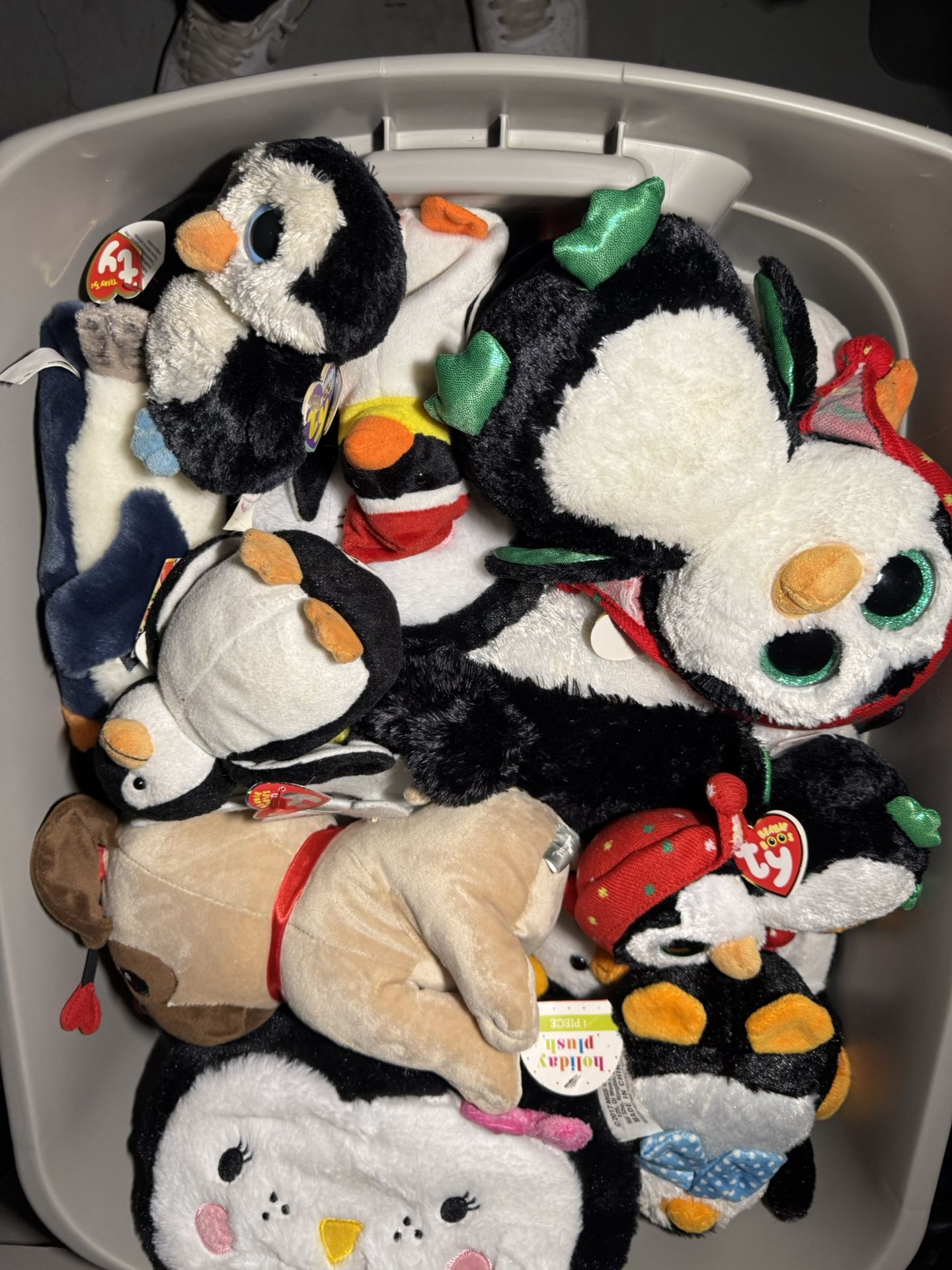 Stuffed animal penguin for kids