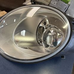 VW Beetle Headlight Right Side  Ranging From 1998 to 2010