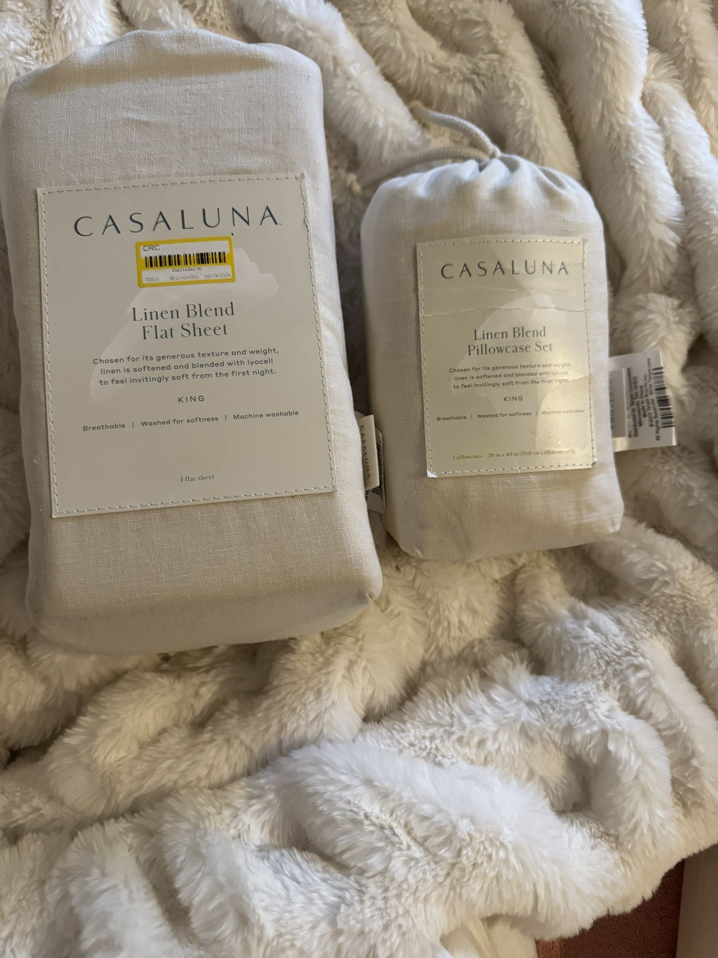 Casaluna King size Flat Sheet & king Pillow Case Set for Sale in San