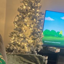 Artificial Snowy Christmas Tree 