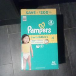 Pampers Swaddlers Size 4 New