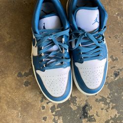 Air Jordan 1 SE Industrial Blue