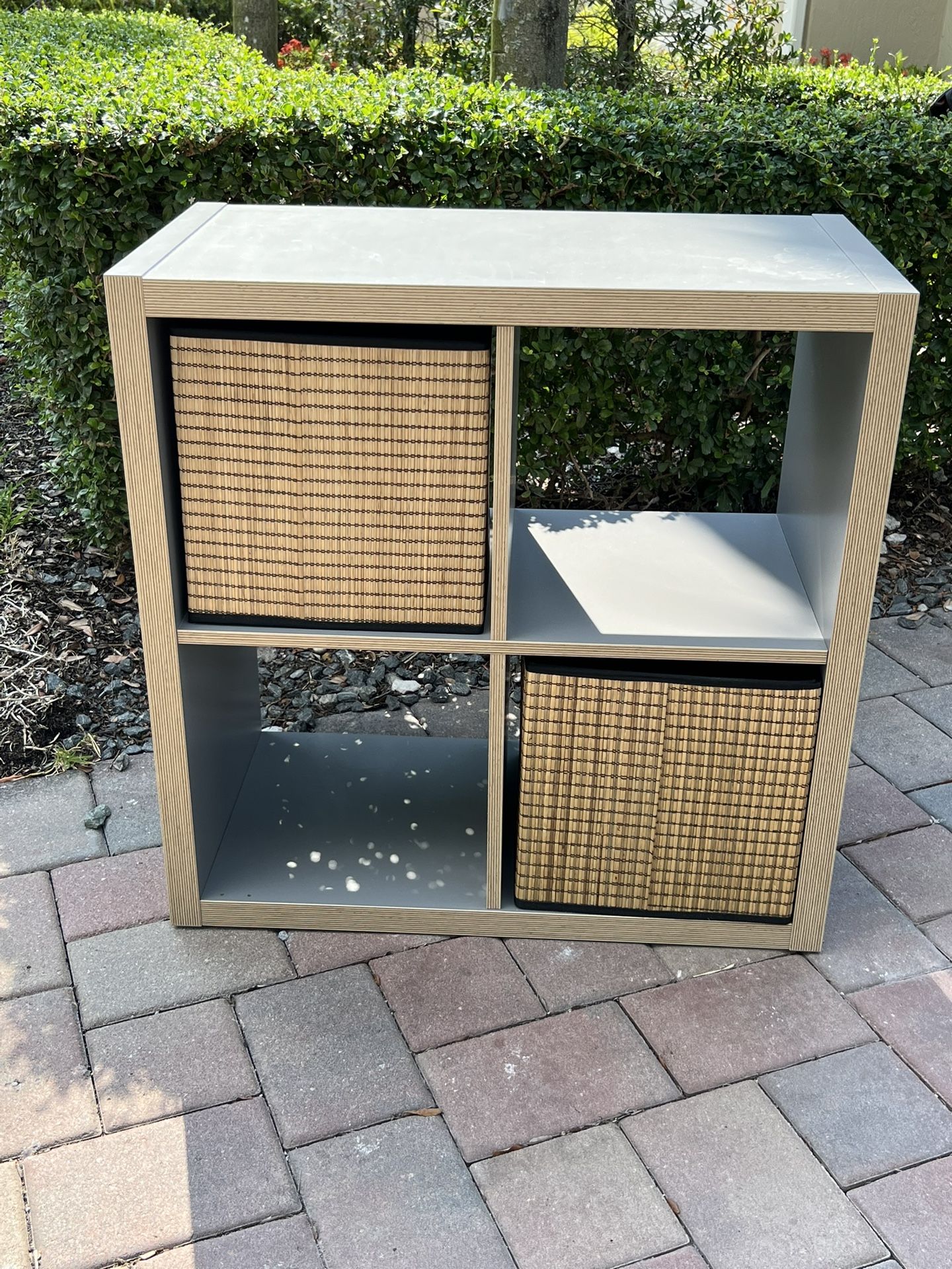 Small Shelf Unit