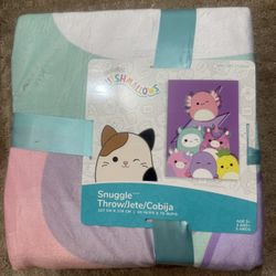 Squishmallows Snuggle Throw Blanket