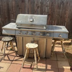 Asador trabaja muy bien en buenas condiciones 250 mejor oferta
