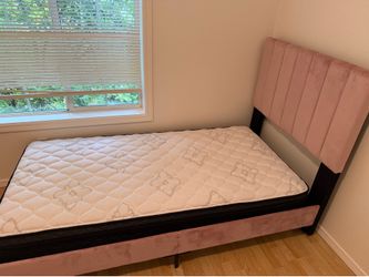 Twin bed with mattress