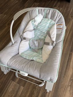 Baby Bouncer Rocker with Toy Bar