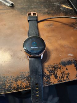 Samsung smart watch sm-r500