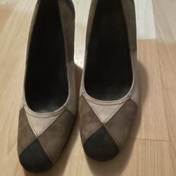 Joan & David Suede Heels  Size 8
