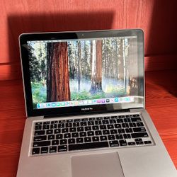 Apple MacBook Pro 13” I5 Processor 8GB RAM 256GB SSD macOS 15.1 Sequoia $140