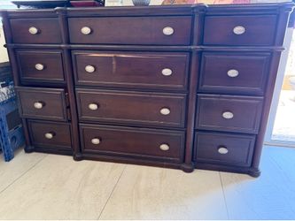 Free furniture in Gilbert! Please pick up today or tomorrow