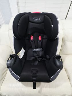 Evenflo 2-in-1 Convertible Car Seat Carseat