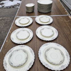 40 Pieces Noritake Brand Bone China Set