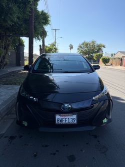 The Toyota Prius Prime 2021