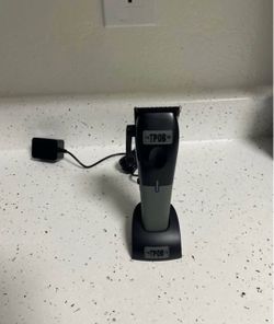 TPOB Clipper with charging port