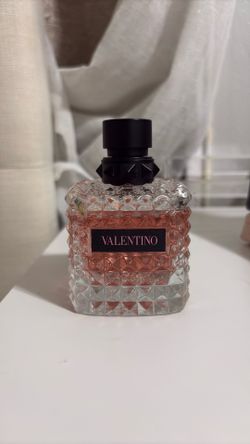 Valentino Donna Born in Roma Eau de Parfum (Used But Still Full)