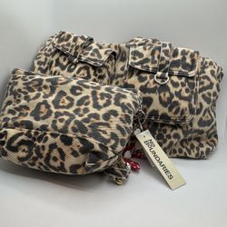 No Boundaries Women's Leopard Hobo Bag Purse Casual Pouch Keychain VIRAL TIKTOK