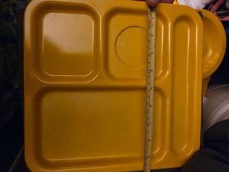 vintage yellow melamine or plastic divided cafeteria lunch tray,