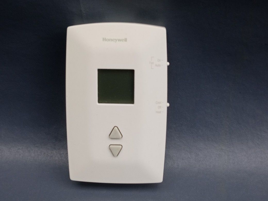 Honeywell Home PRO 1000 Vertical Heat Non-Programmable Thermostat. 1 Pack