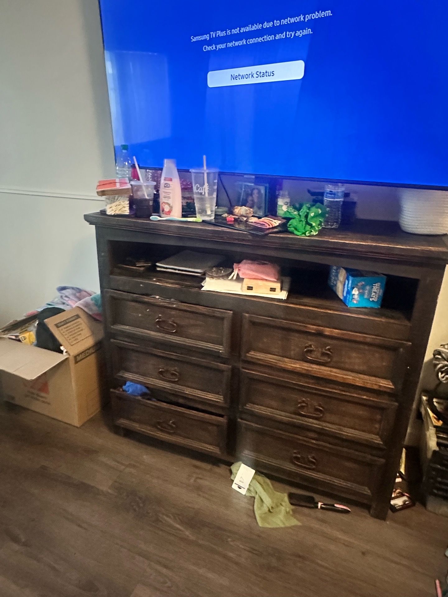 Wood dresser