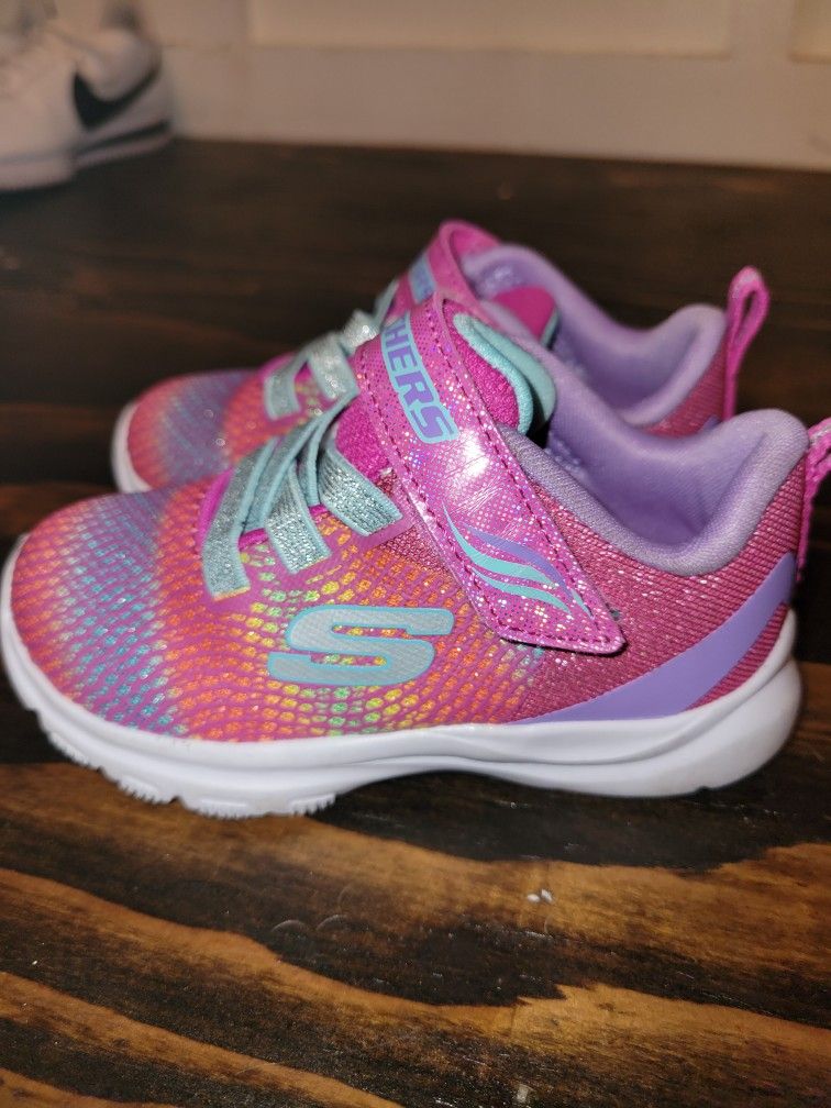 Skechers Girls Size 6 Shoes