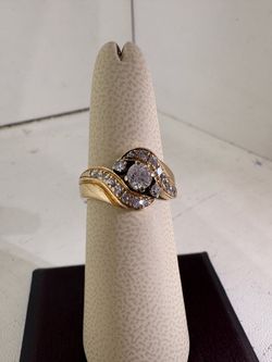 Gold Diamond Ring