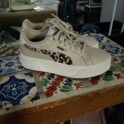 Platform Puma Shoes Size 7 Women Cheetah Beige Barely Used 