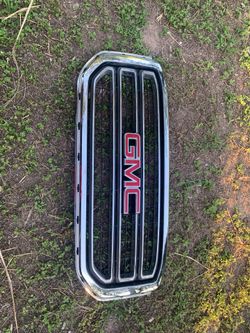 2015 GMC Yukon grill