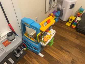 Fisher price food truck