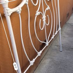  vintage white iron headboard