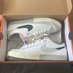 Nike Blazer Low ‘77 Shoes