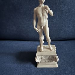 Caesar’s REPRODUCTION OF MICHELANGELO'S DAVID Figurine Statue Sculpture
