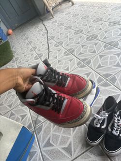 Jordan 3s