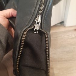 Mens Genuine Leather Motorcycle Jacket Size M.   $50 
