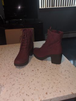 Size 7 Fits 7.5