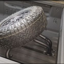 Tire Holder And spare ZR2 Original