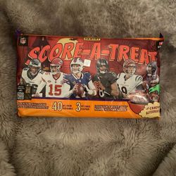 Panini- Score-A-Treat NFL SEALED PACKS (40)