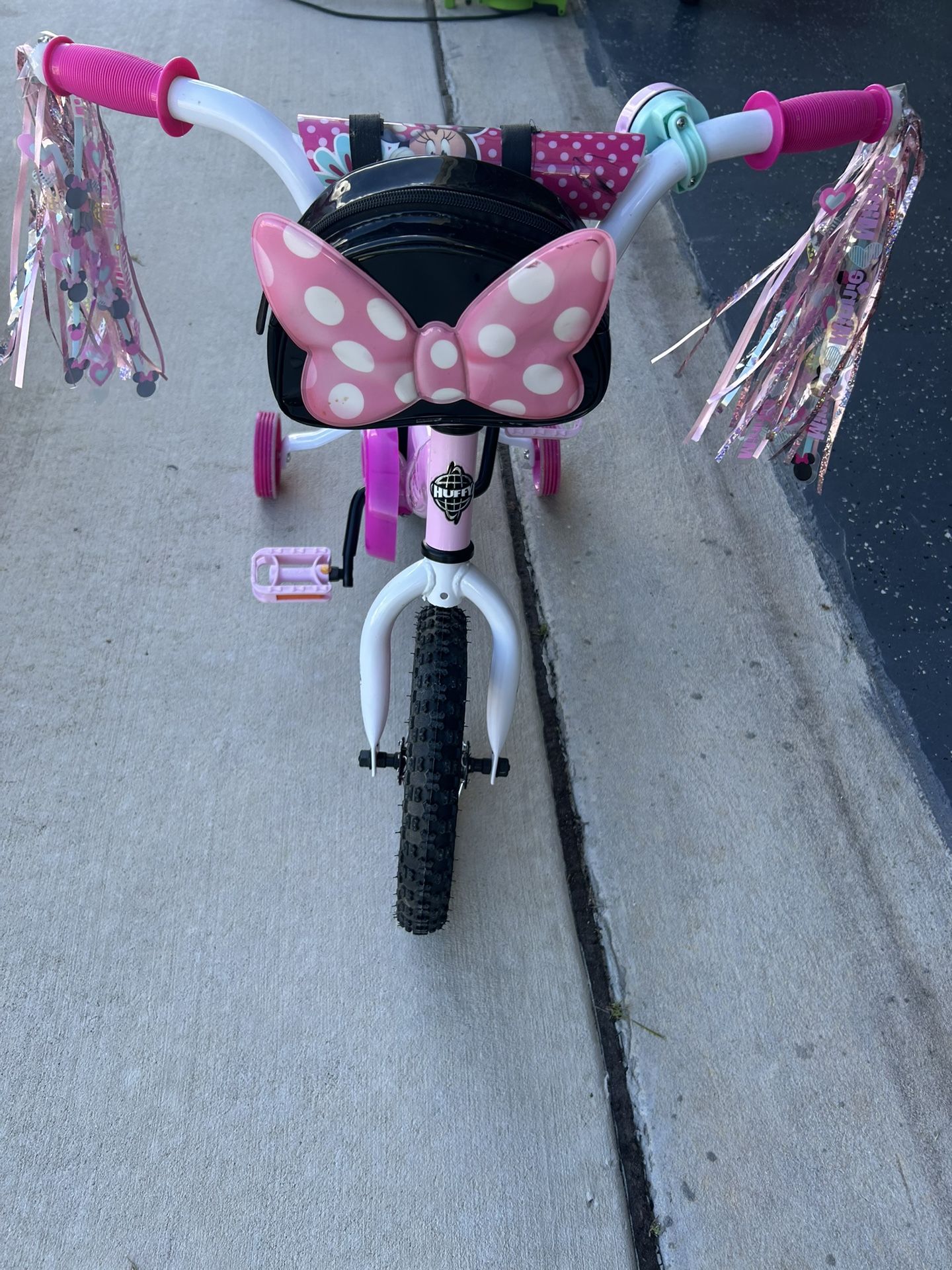 Huffy Disney Minnie Mouse Kids' Bike - 12" Wheels - Training Wheels - Pink