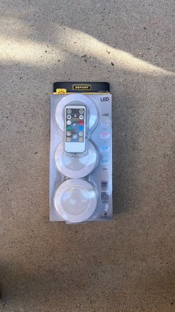 3 pack color changing pucks LED.